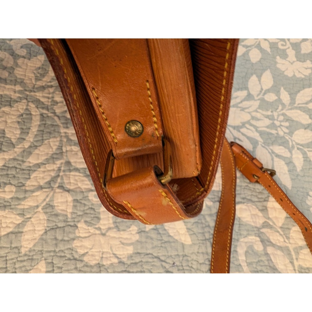 Louis Vuitton Cartouchiere MM Tan Epi Leather Crossbody Bag Vintage Messenger - Picture 11 of 16